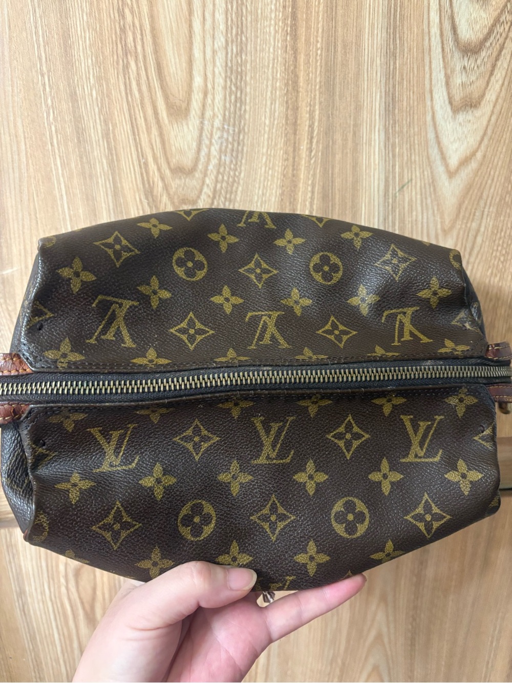 Authentic Louis Vuitton Monogram Toiletry Cosmetic bag Unisex